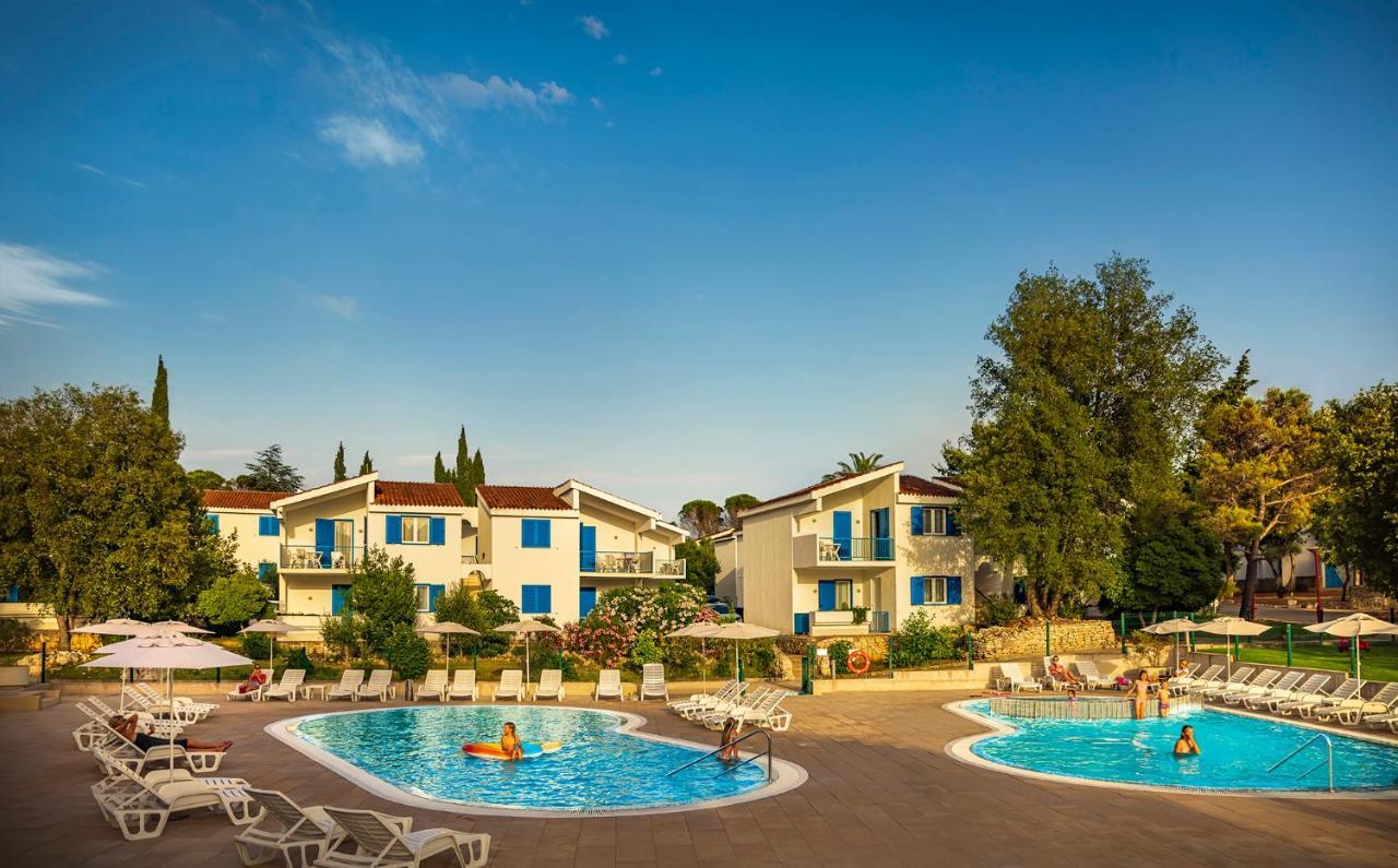 Aminess Vival Port9 Residence Корчула Екстер'єр фото